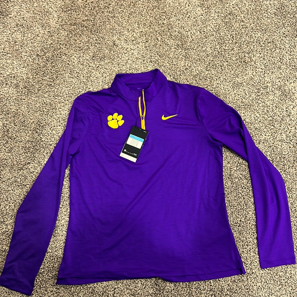 Nike LSU quarter zip. Women’s medium